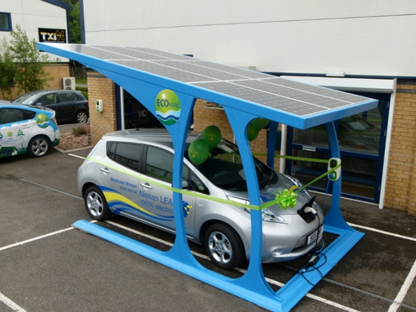 My e cars. Nissan Leaf Solar Powered. Электромобилей Eco 6. Навес для электромобилей. Электро карты в парках.